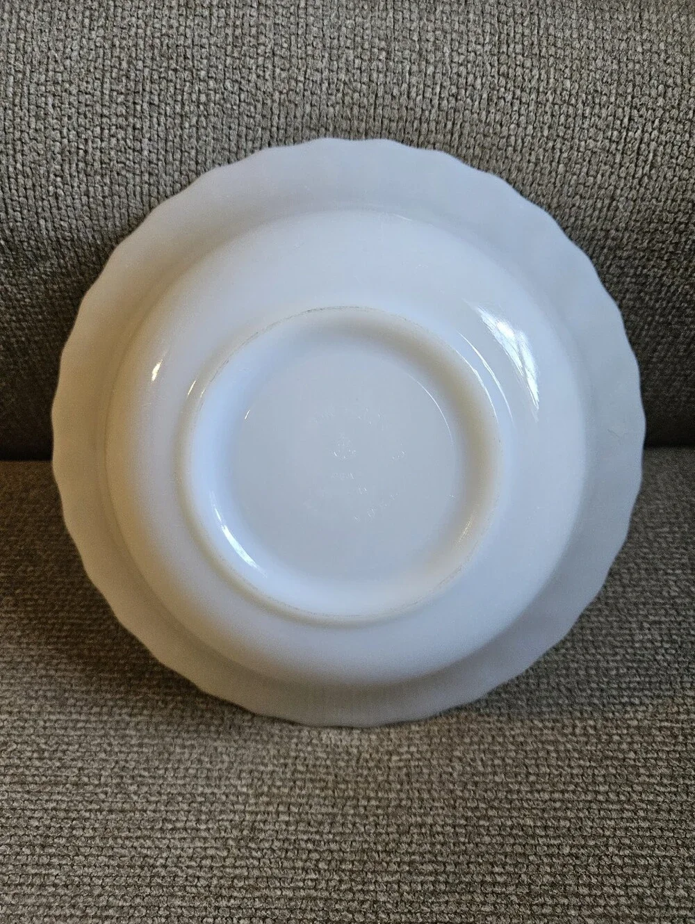 Vintage Anchor Hocking White Milk Glass Bowl Swirl Pattern